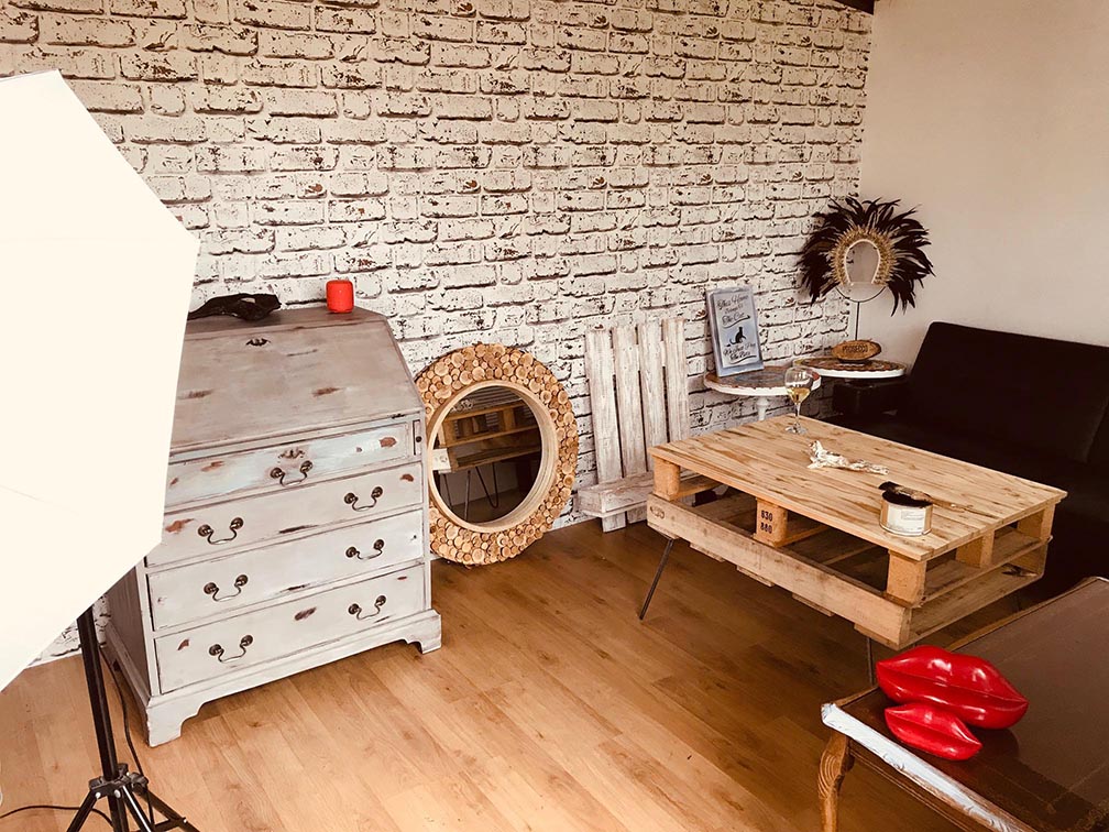 pallet art studio  www.palletartstudio.com